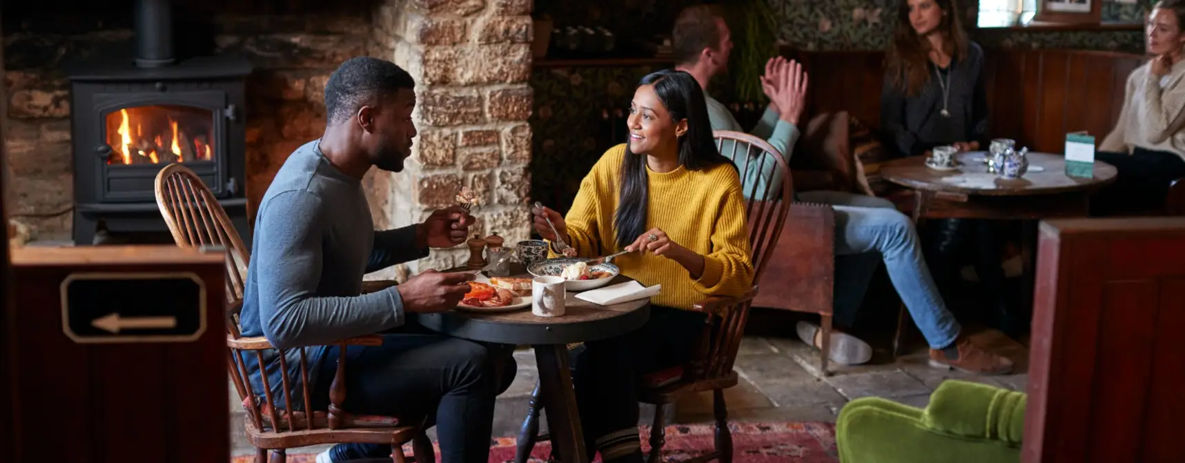 İngiltere’de Akşam Yemeği Saatleri ve Yemek Kültürü