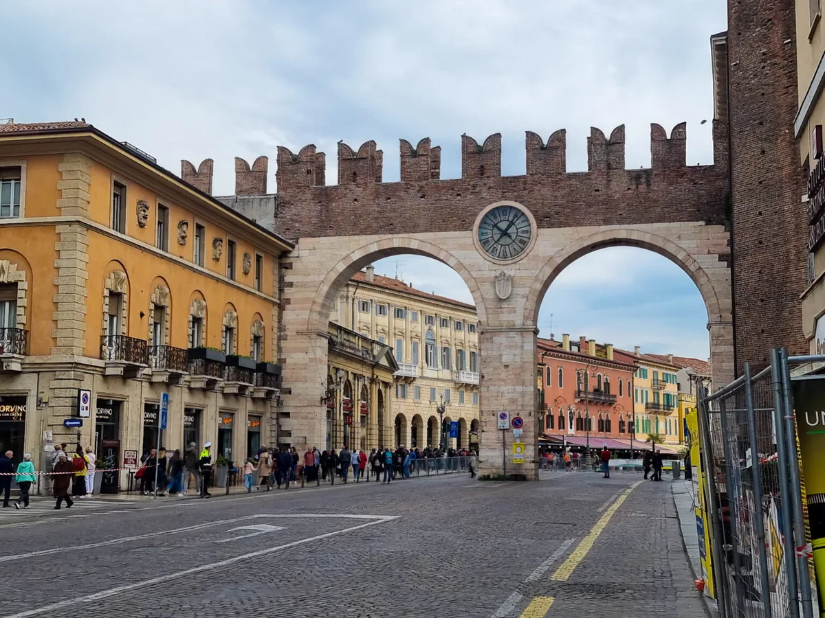 Verona’yı Turla Gezmenin Avantajları ve İtalya Tur Programı