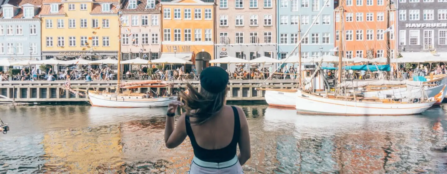 Danimarka’da Fotoğraf Çekilecek En Güzel Noktalar (Nyhavn, Aarhus, Roskilde)