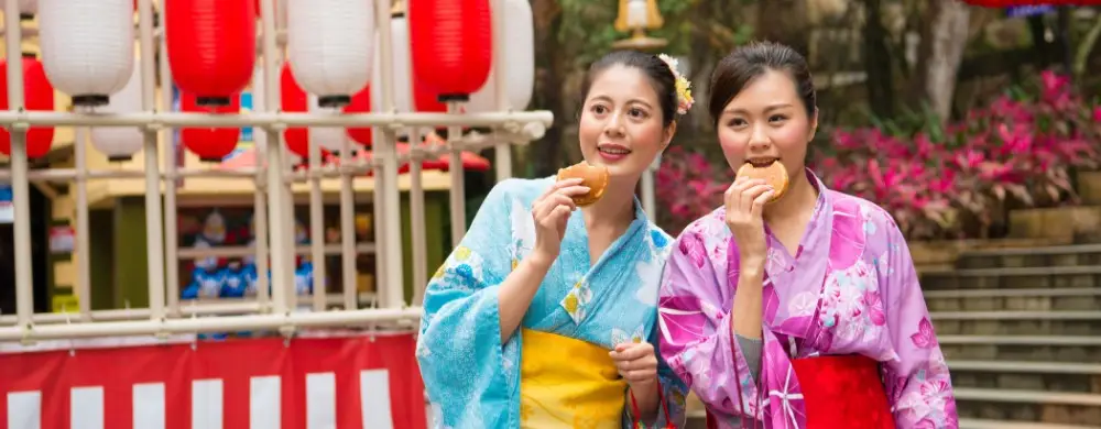 Japonya’da Tatlılar & Atıştırmalıklar: Matcha, Mochi ve Daha Fazlası