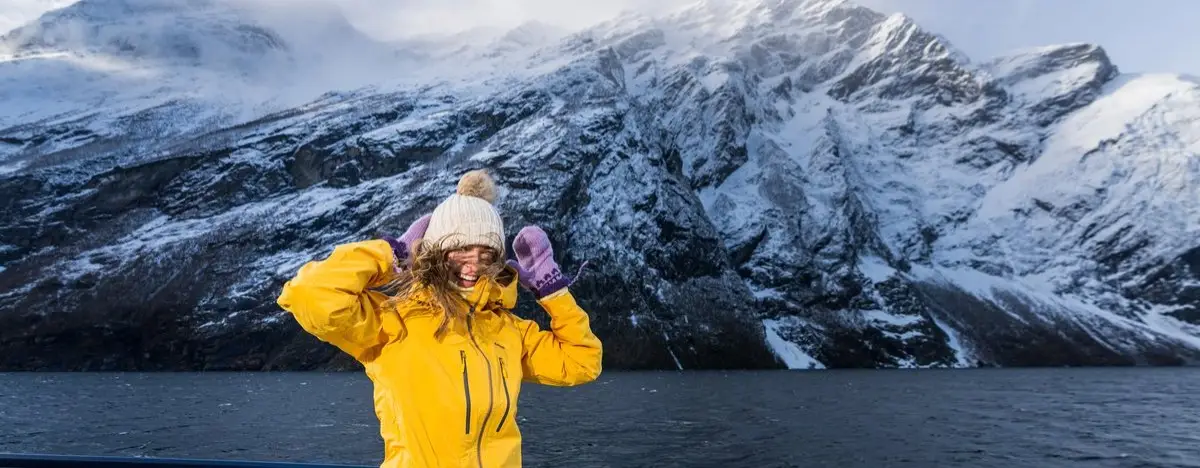 Norveç Kış Tatili: Kutup Çemberi Deneyimi, Husky Safari ve Kar Maceraları