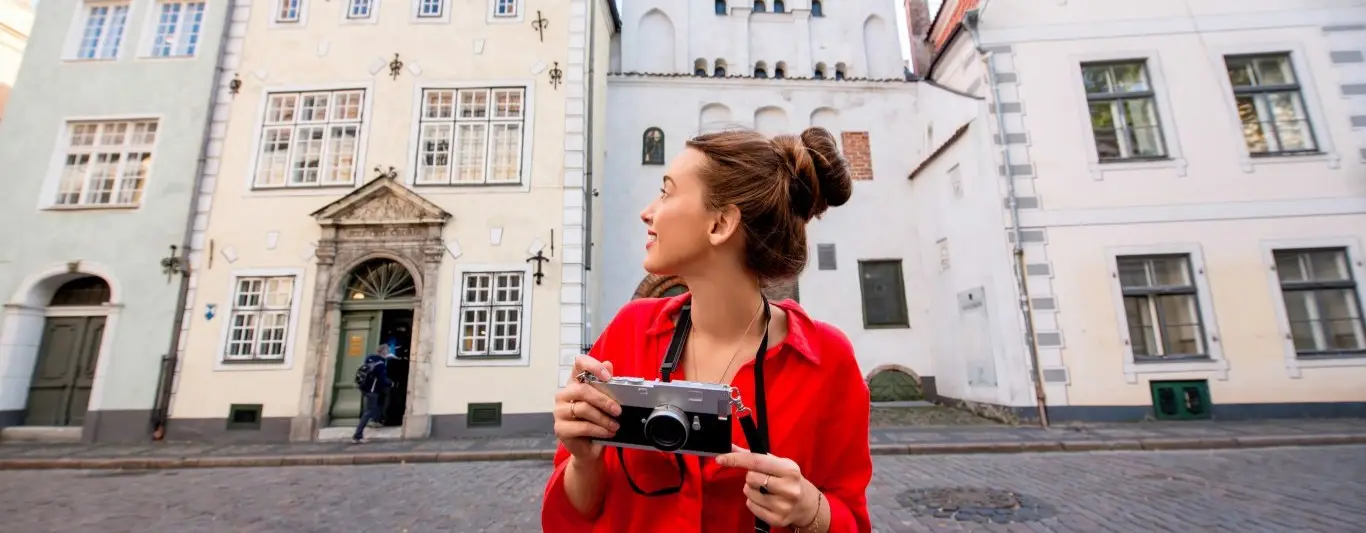 Bireysel Letonya Turu mu, Baltık Üçlemesi Turu (LT–LV–EE) mu Daha Avantajlı?