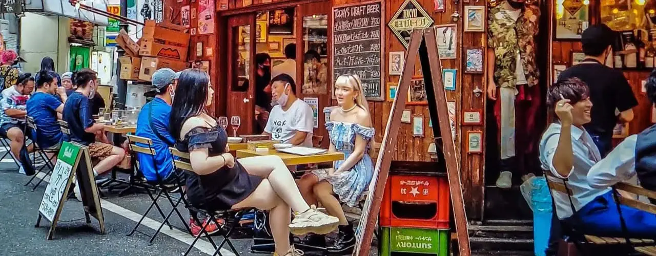 Japonya’da İzakaya Kültürü: Japon Pub Deneyimi