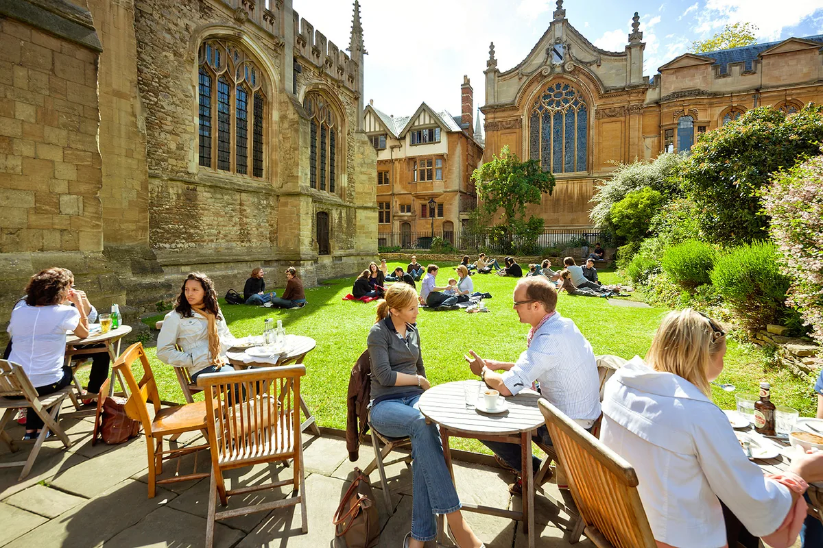 Oxford'da Ne Yenir?