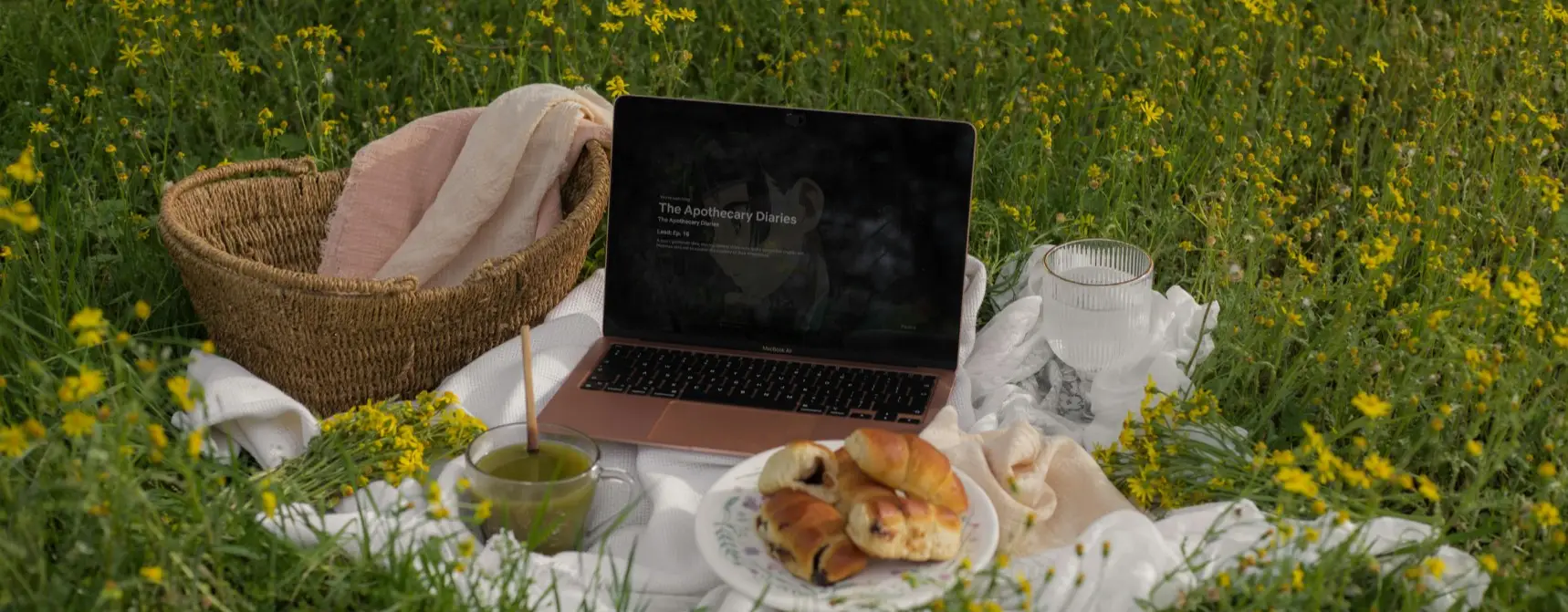 Netflix Dizilerindeki Mekanlara Yolculuk: Casa de Papel, Emily in Paris…