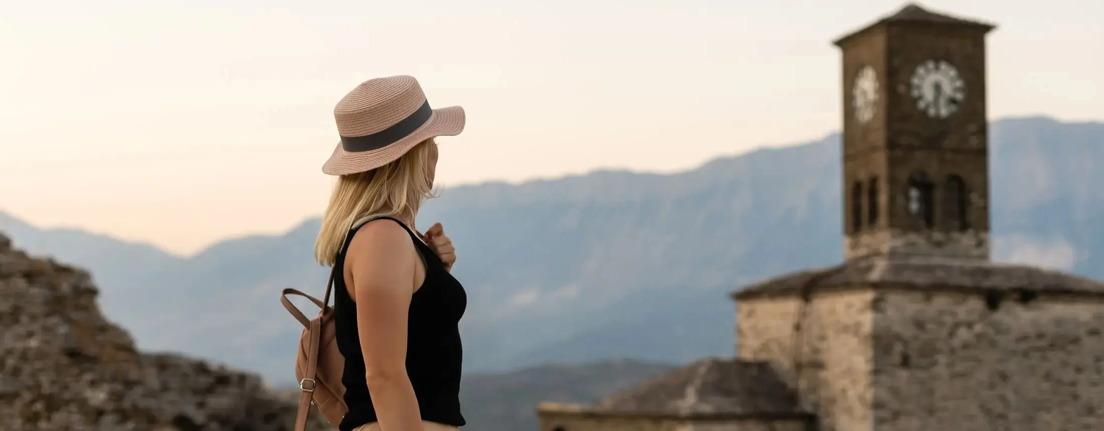 Arnavutluk’ta Fotoğraf Çekilecek En Güzel Noktalar (Berat, Ksamil, Gjirokastër)