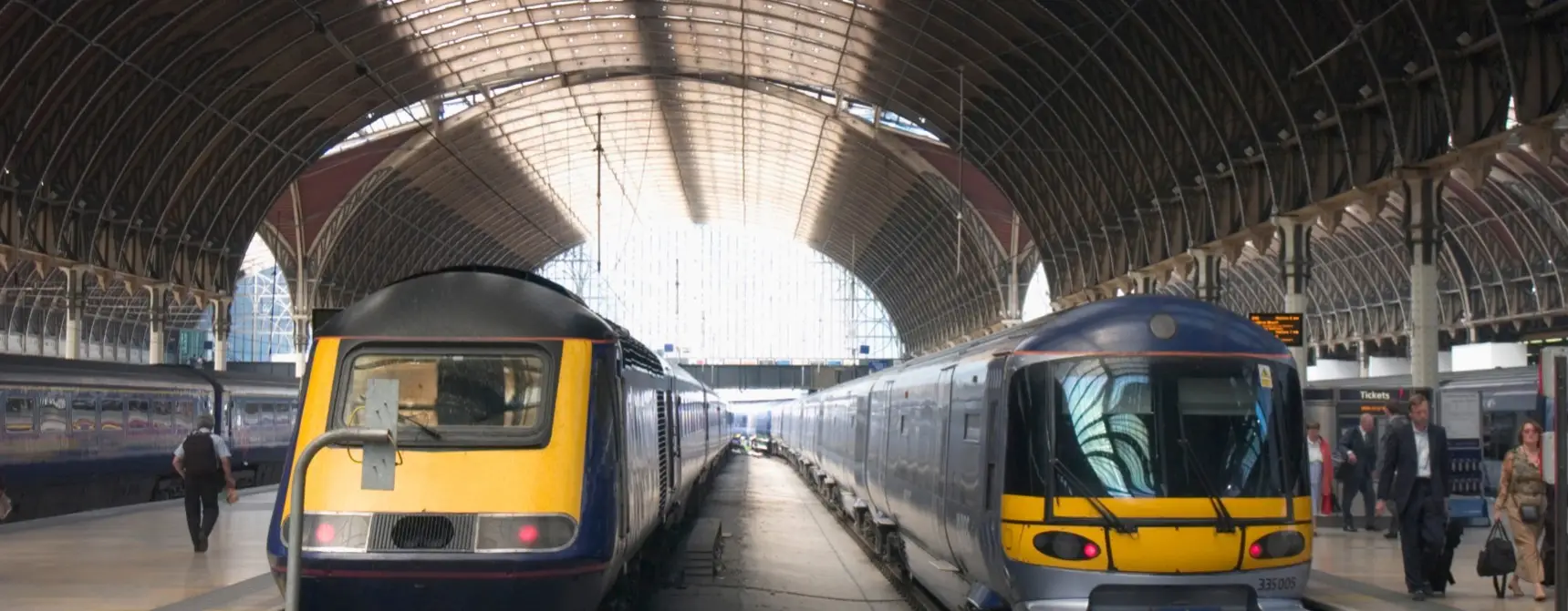 İngiltere’de Ulaşım: Metro, Tren ve Otobüs Tüyoları