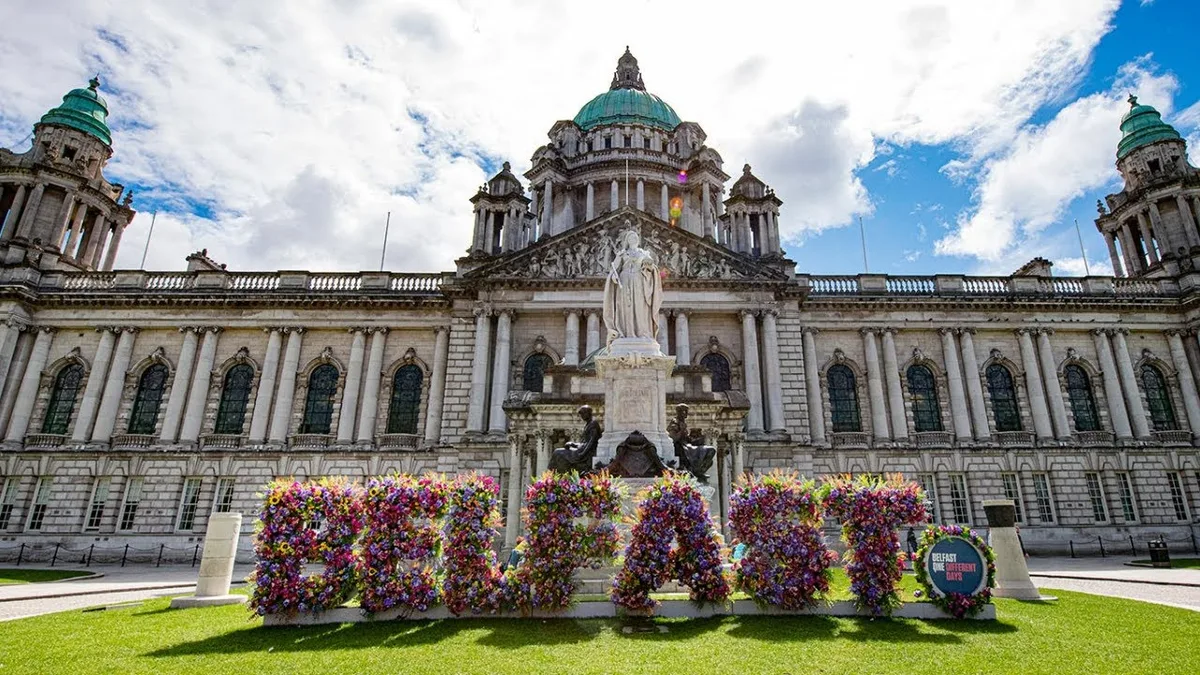 Belfast'a Nasıl Gidilir?