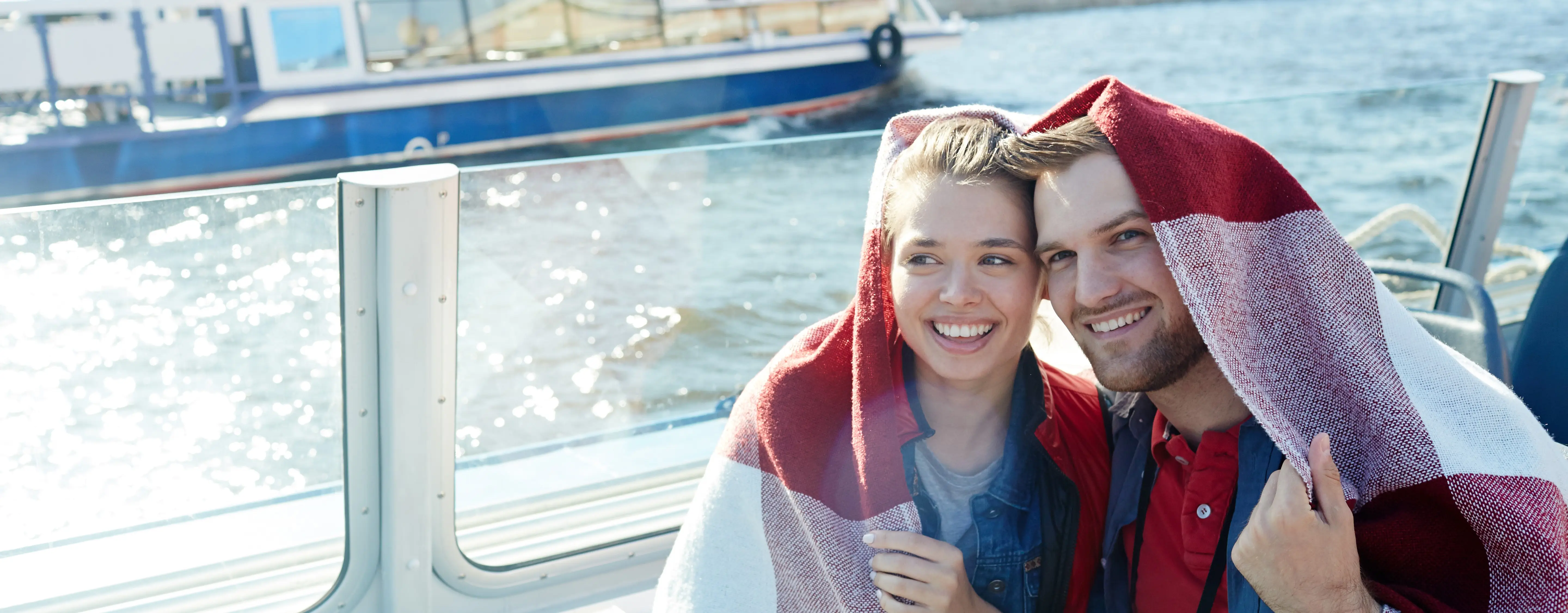 Budapeşte’de Tuna Nehri Üzerinde Akşam Tekne Turu Deneyimi