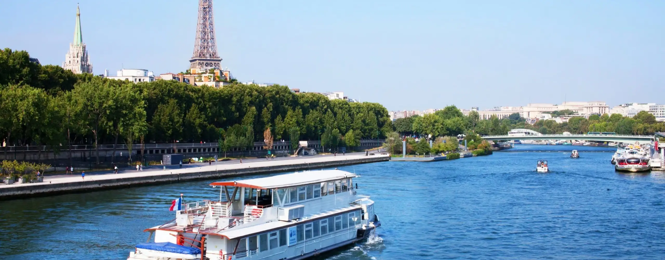 Fransa’ya Nasıl Gidilir? Uçak, Tren, Otobüs ve Cruise Seçenekleri