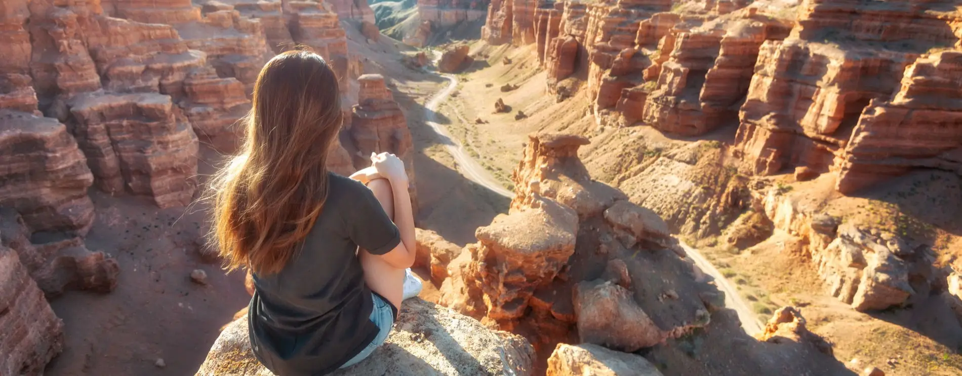 Kazakistan Turları 2026: En Popüler Rotalar ve Fiyat Karşılaştırması