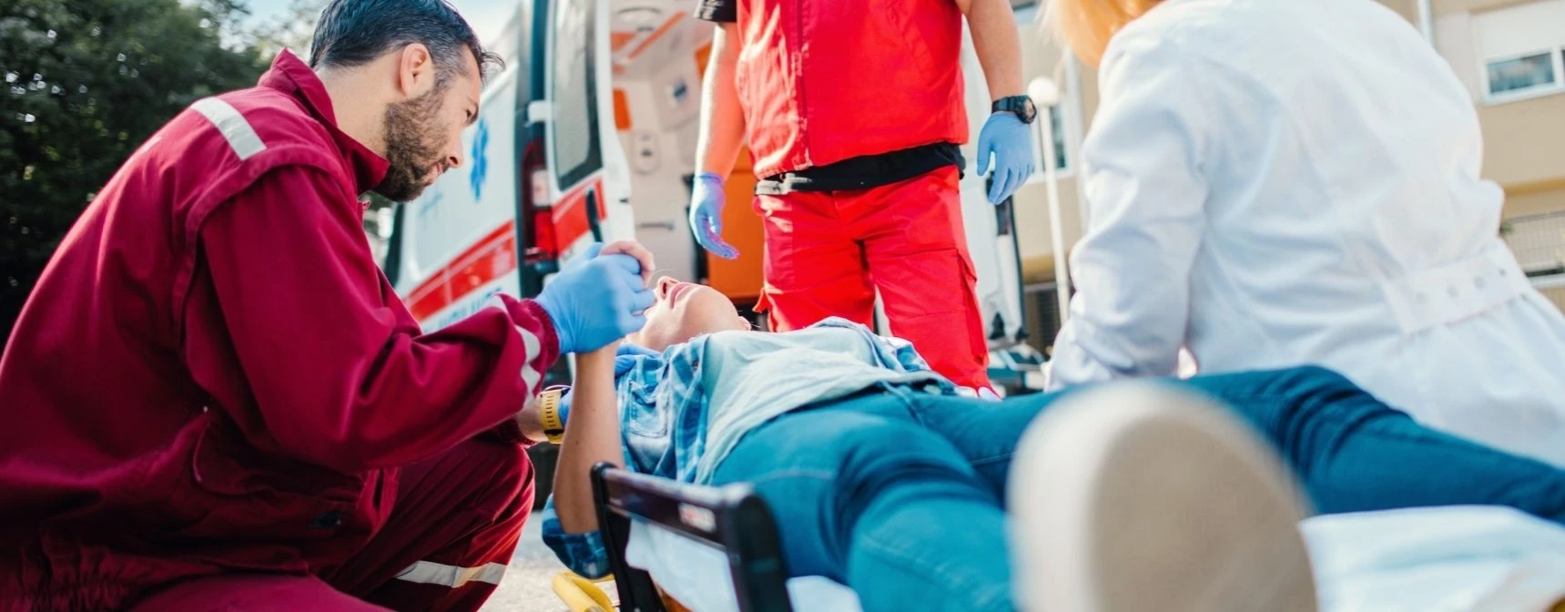 Yurtdışı turu sırasında acil durumlar için ne yapmalı?