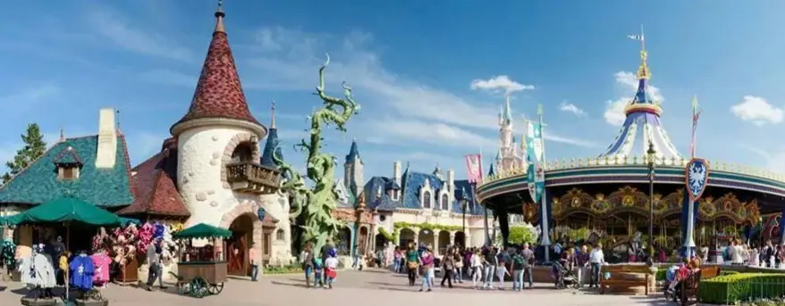 Versailles & Disneyland Paris: Tarih ve Eğlenceyi Bir Arada Yaşayın