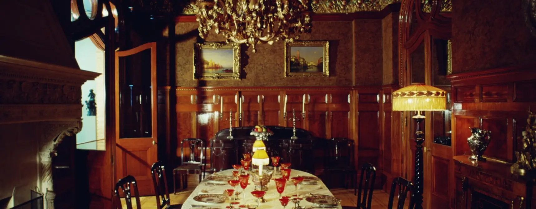 İngiltere’de Kraliyet Mutfağı: Buckingham Tarzı Yemekler