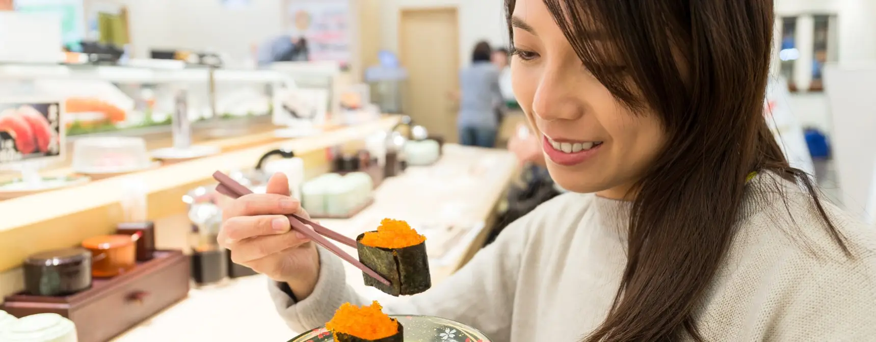 Japonya Bantlı Sushi Restoranları: Kura Sushi’de Neler Yemeli?