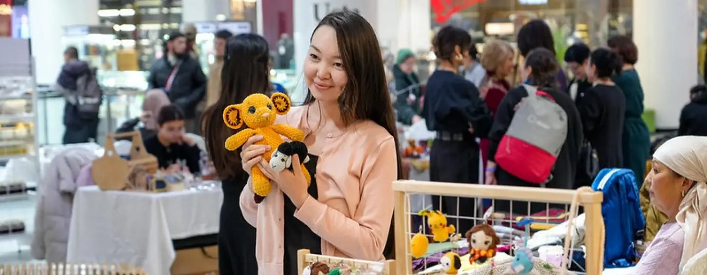 Kırgızistan’da Alışveriş Rehberi: Keçe Ürünler, El Sanatları, Geleneksel Kıyafetler