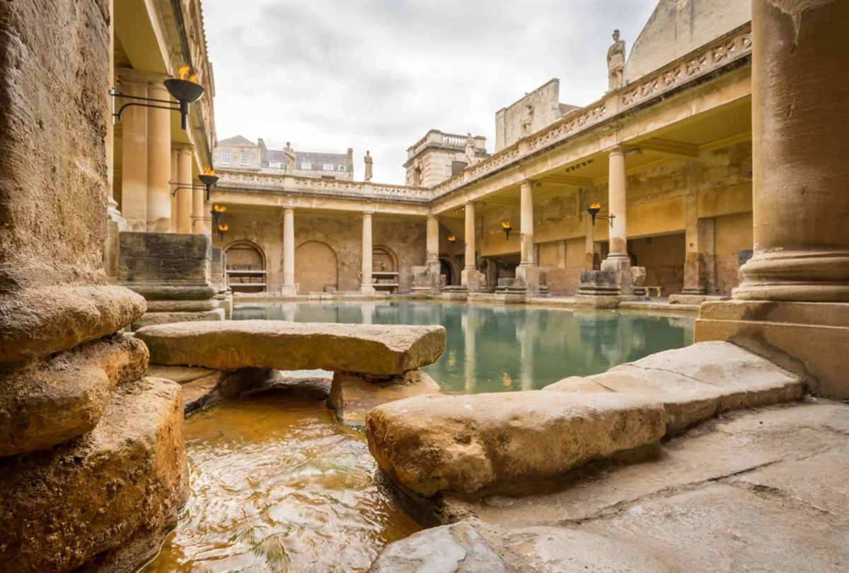 Bath'tan Günübirlik Geziler: Stonehenge ve Cotswolds
