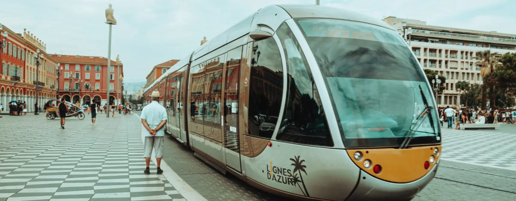 Dubai’de Ulaşım: Metro, Taksi, Uber ve Otobüs Tüyoları