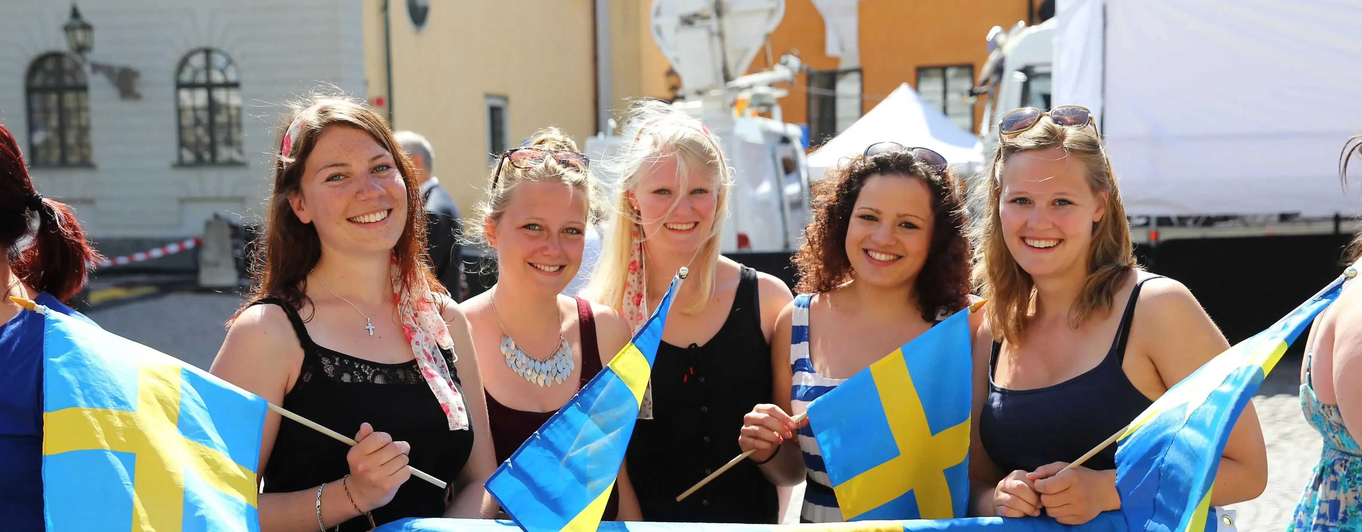 İsveç Kültürü ve Yaşam Tarzı: Lagom, Fika, Minimalizm ve Viking Kökenleri