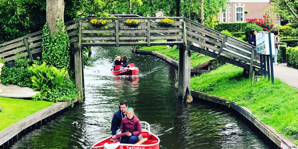 Volendam’da Tekne Turu Yapılır mı?