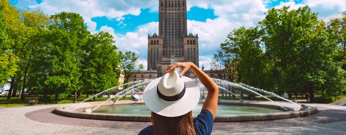 Krakow mu Varşova mı? Polonya'nın Tarihi Ruhu ile Modern Başkenti