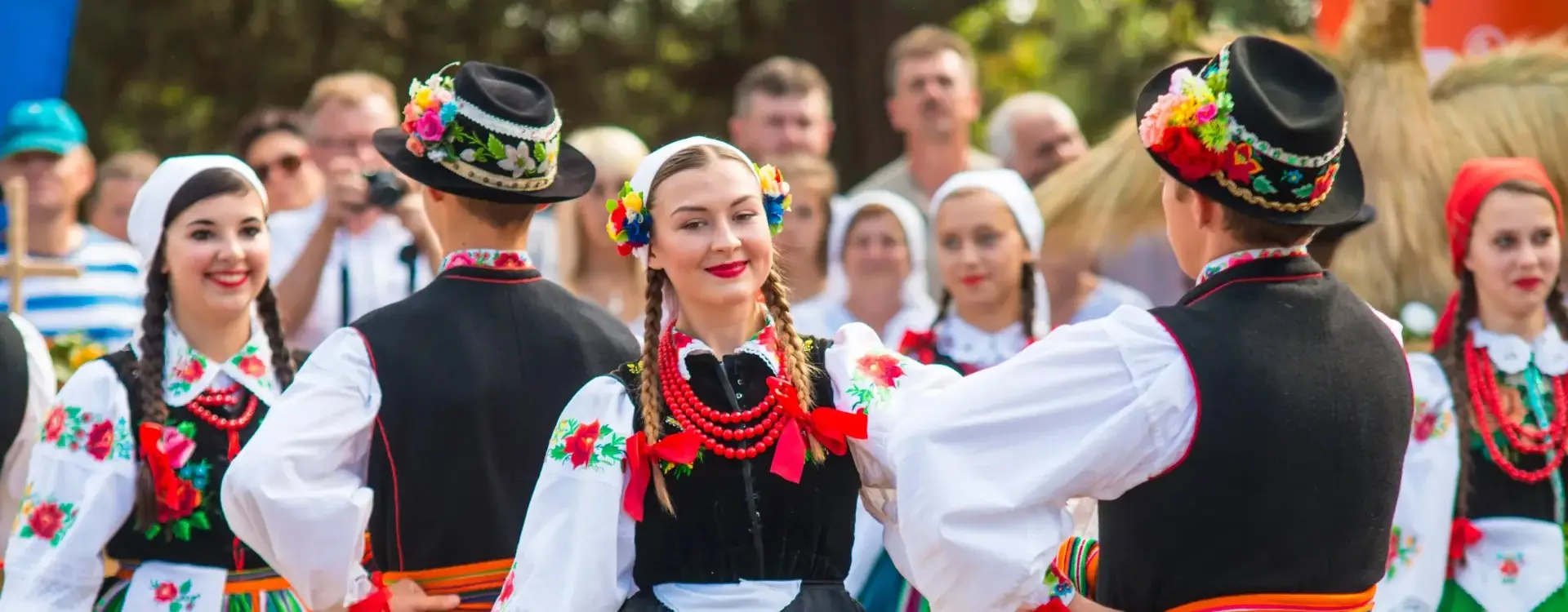 Polonya Kültürü ve Gelenekleri: Müzik, Dans, Tarih ve Günlük Yaşam