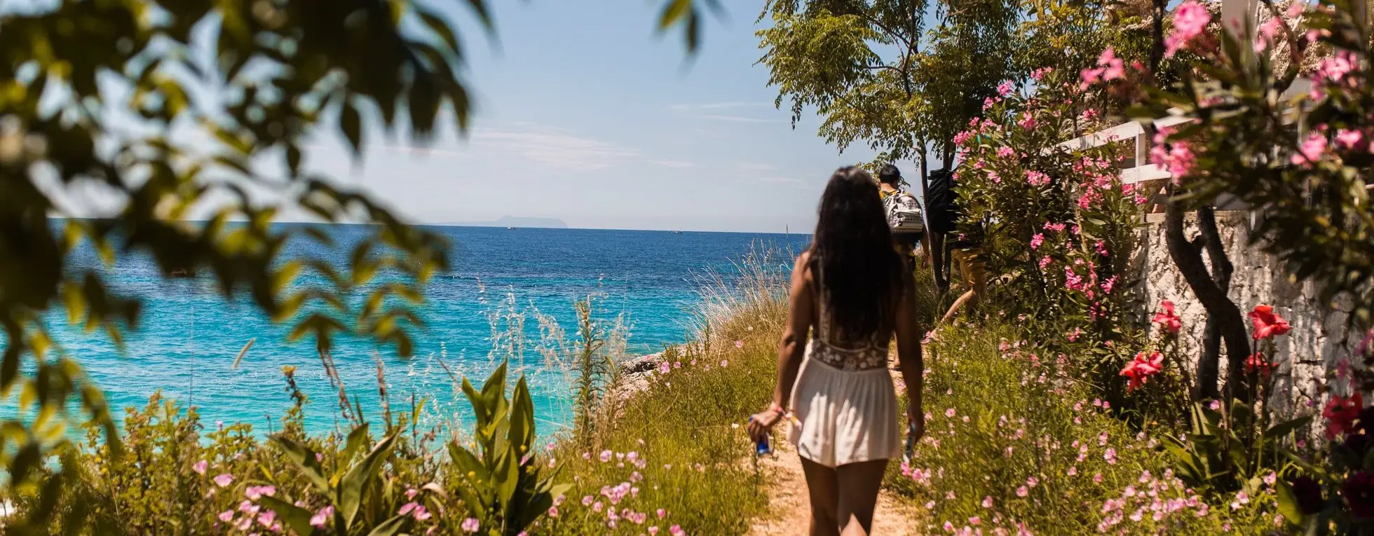 Arnavutluk Yaz Atmosferi: Riviera, Plajları, Tekne Turları ve Sahil Kasabaları