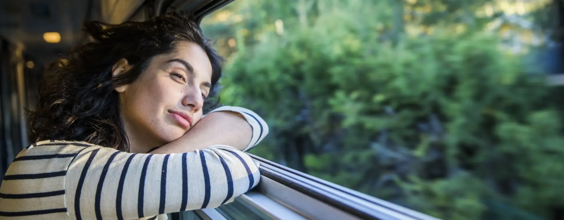 İsveç’e Nasıl Gidilir? Uçak, Tren ve Feribot Alternatifleri