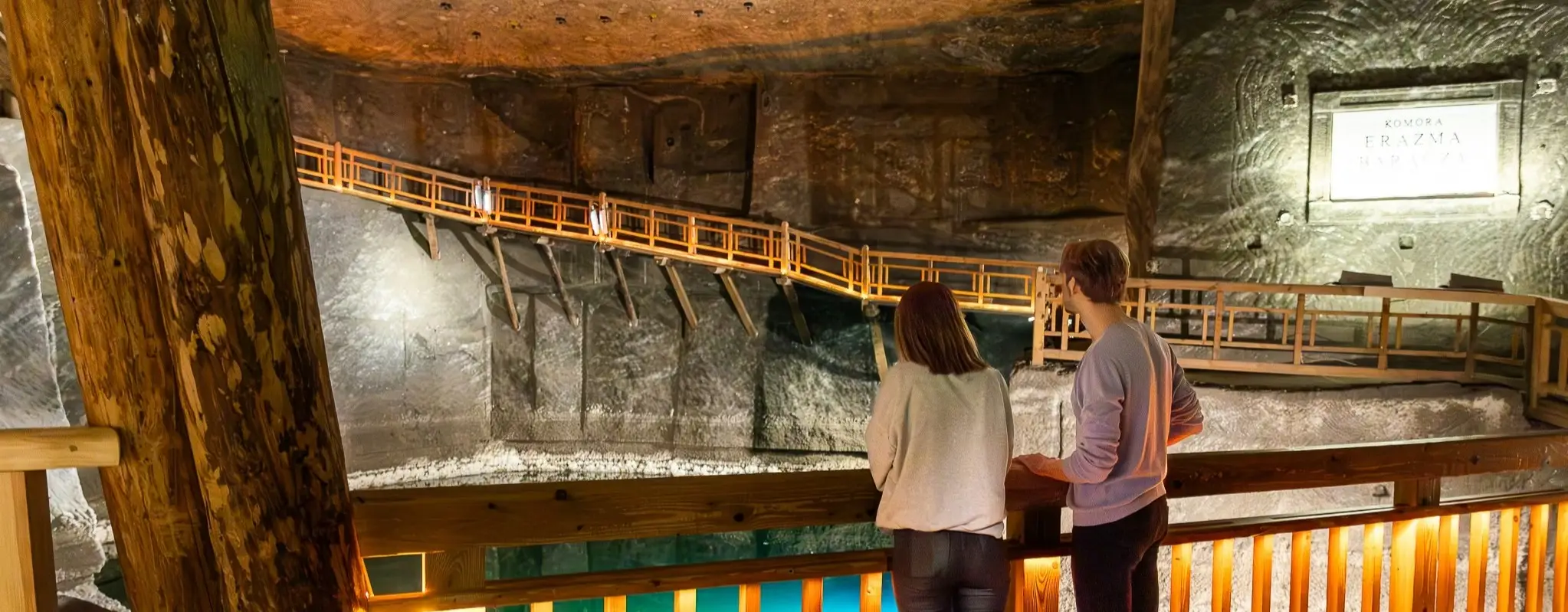 Wieliczka Tuz Madeni Gezi Rehberi: Yeraltı Katedralleri ve UNESCO Mirası