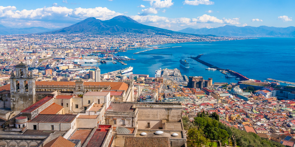 Güney İtalya'nın En Büyük Şehri Napoli Gezi Rehberi