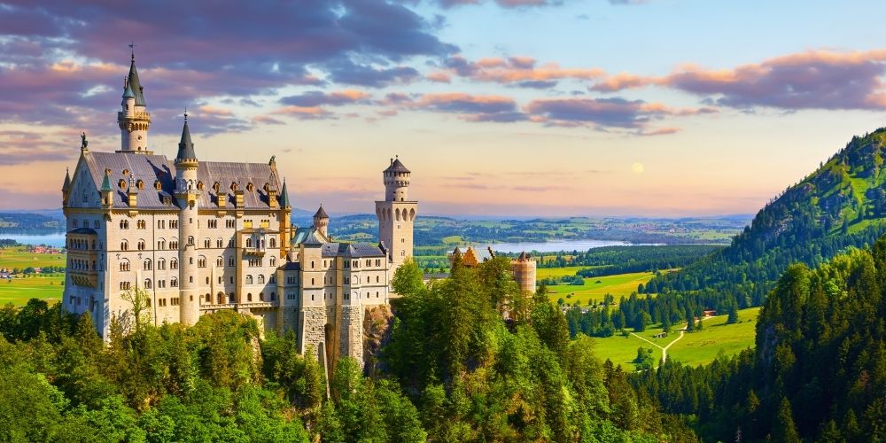 Füssen Kasabasında Masaldan Fırlamış Neuschwanstein Şatosu Gezisi