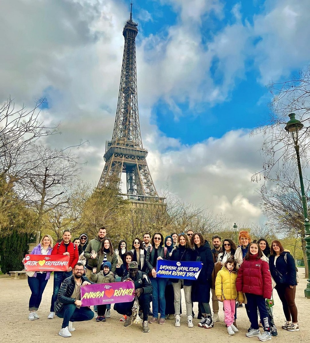 Benelüx 2024 Tur Tarihleri Belli Oldu! Fransa,  Belçika, Hollanda'yı Keşfet