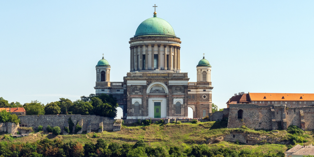 Estergon Kalesi İle Ünlü Şehri Estergon Gezi Rehberi