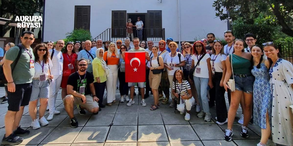 Otobüsle Avrupa Turu Kaç Gün Sürer? Yorucu Mudur?