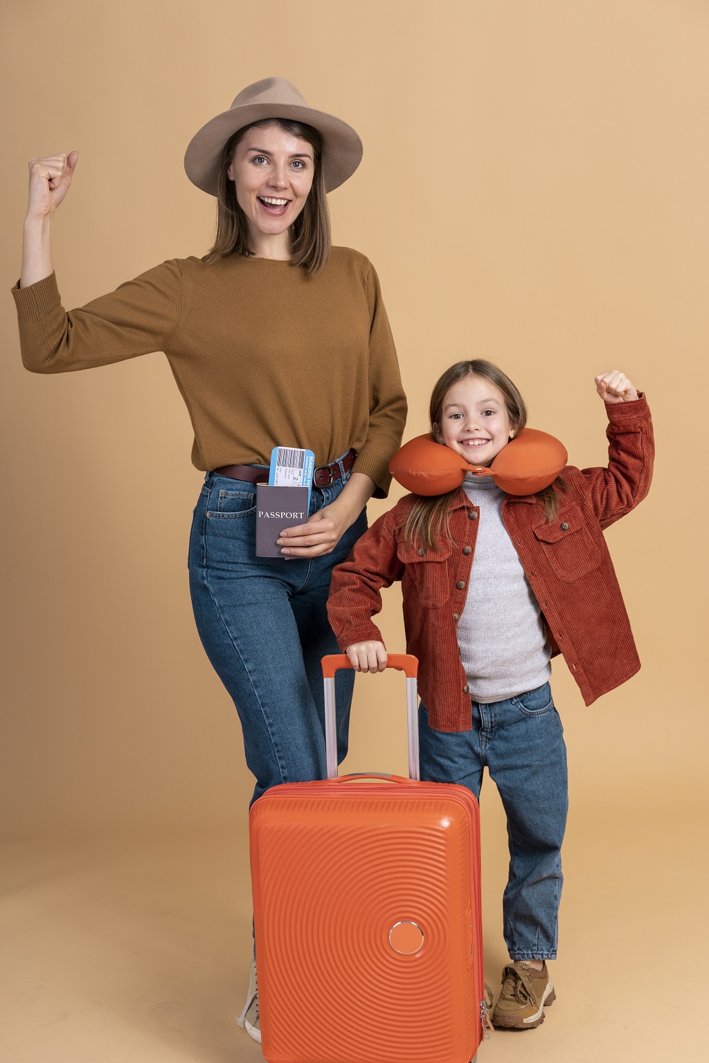 ÇOCUKLA YURTDIŞI TURUNA ÇIKMADAN ÖNCE BİLMENİZ GEREKENLER